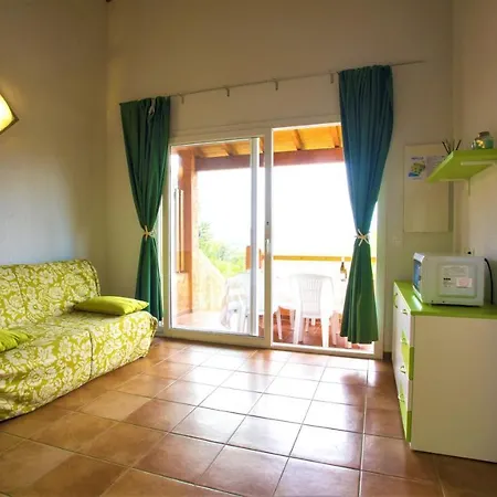 Daire Marina Di Pinarello Bilo 4 Pax With Air Conditioning Near Porto Vecchio