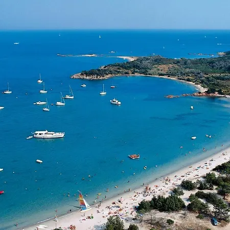 Marina Di Pinarello Bilo 4 Pax With Air Conditioning Near Porto Vecchio *